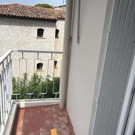 Boudoir Walking Distance & * Αντίμπ